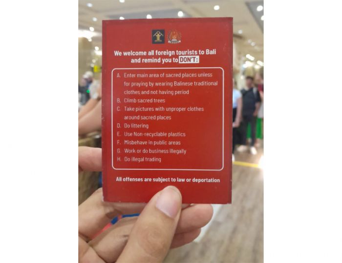 Turis Asing Kerap Berulah, Bali Sebar 1.000 Pamflet <i>Do and Don't</i>
