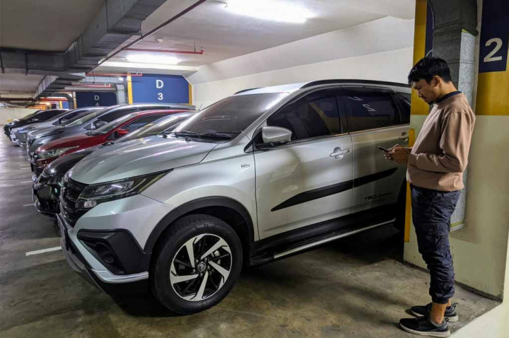 Bingung Nyewa Mobil di Momen Libur Sekolah? Nih Solusinya!