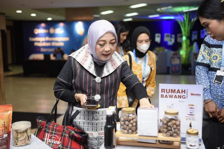 Ide Bisnis Jual Bawang Hitam Bawa <i>Cuan</i> Jutaan Rupiah