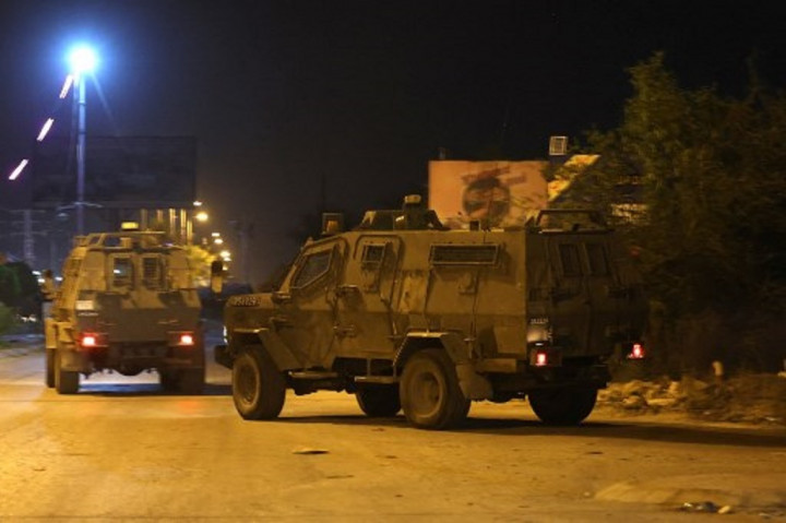 Populer Internasional: Warga Palestina Dibunuh di Rantis hingga Serangan Pisau Prancis