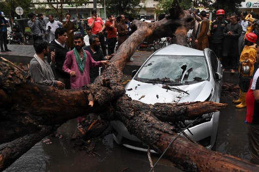 Hujan Lebat Landa Pakistan Sebabkan 25 Orang Tewas