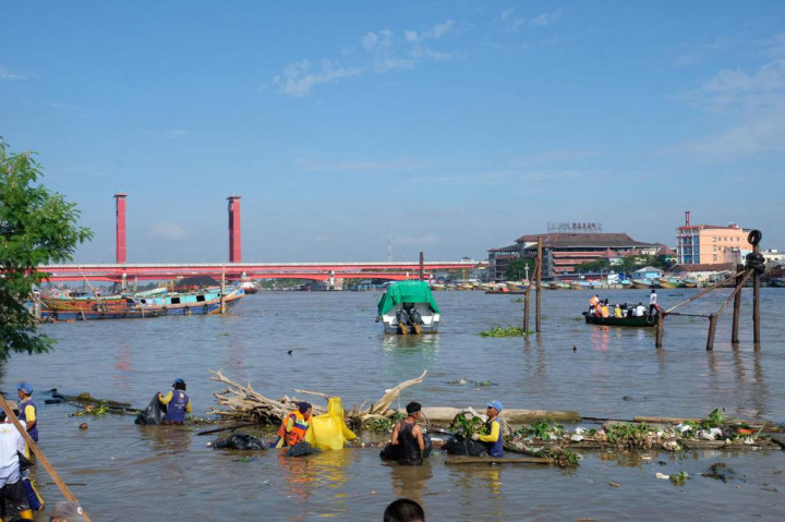 Sungai Musi Tercemar, Warga Diajak Hilangkan Budaya Buang Sampah Sembarangan