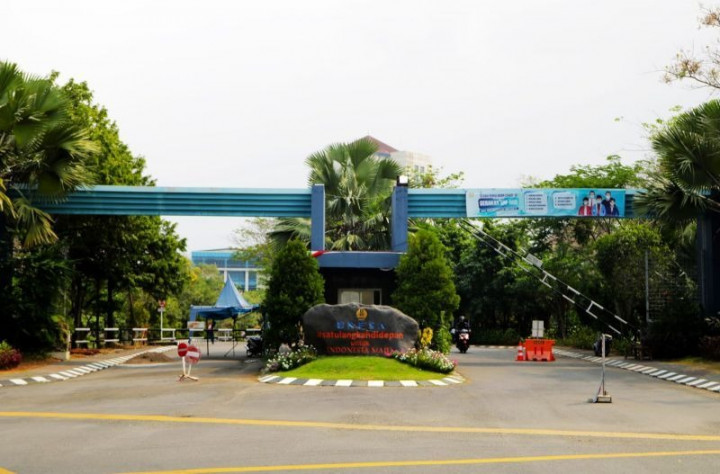 Kabar Gembira, Punya Nilai UTBK dan Rapor Bagus? Bisa Masuk Unesa Tanpa Tes Lho!