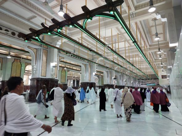 Ihram Cadangan Jemaah Lansia Tersedia di Bandara Jeddah