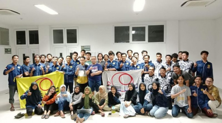 Keren! Lima Tim Robot Unesa Melaju ke KRI Tingkat Nasional