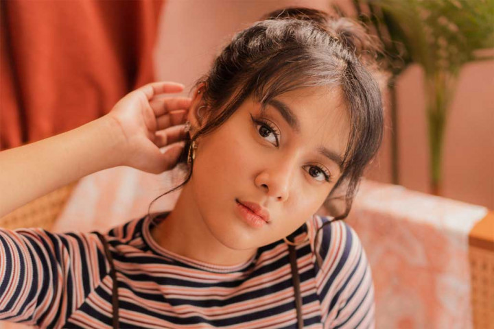 Jadi Guest Star Konser Coldplay, Ternyata Rahmania Astrini Mahasiswa di Kampus Ini