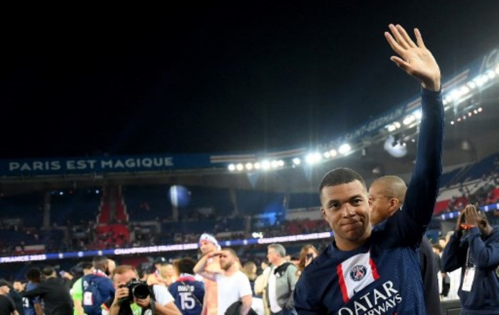 Mbappe Tolak Perpanjang Kontrak di PSG, Siap Dijual ke Madrid?