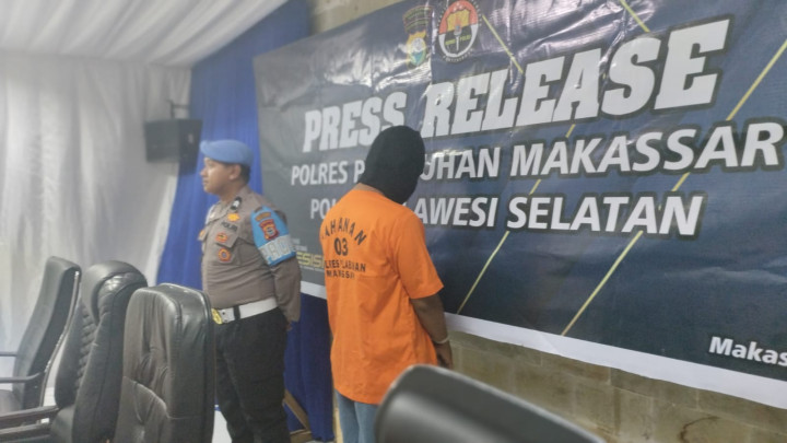 Tak Diberi Rp3 Ribu, Preman di Makassar Bakar 3 Mobil Ekspedisi