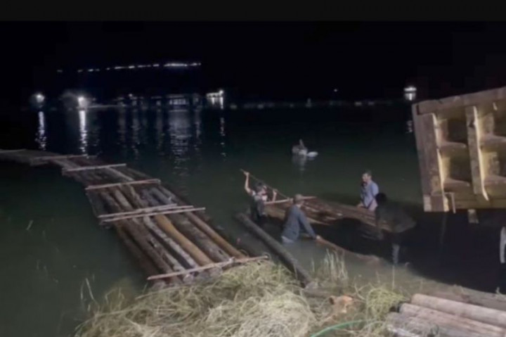 175 Kayu Balak Bulatan Ilegal Disita dari Sungai Gulamo Kampar