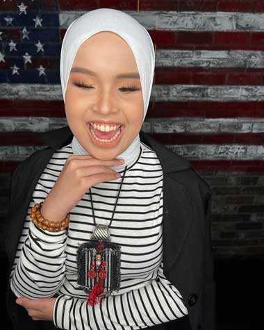 Putri Ariani dapat Hadiah Ini Saat Bertemu Jokowi di Istana Merdeka