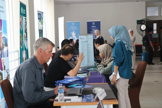 13 Kampus di Inggris Tawarkan Studi S2-S3 Buat Dosen dan Mahasiswa Sekolah Vokasi UGM