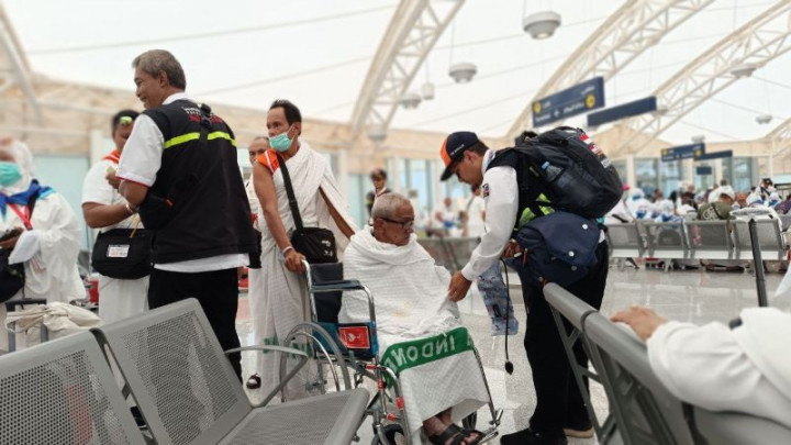 Arab Saudi Instruksikan Jemaah Transit Semalam di Madinah