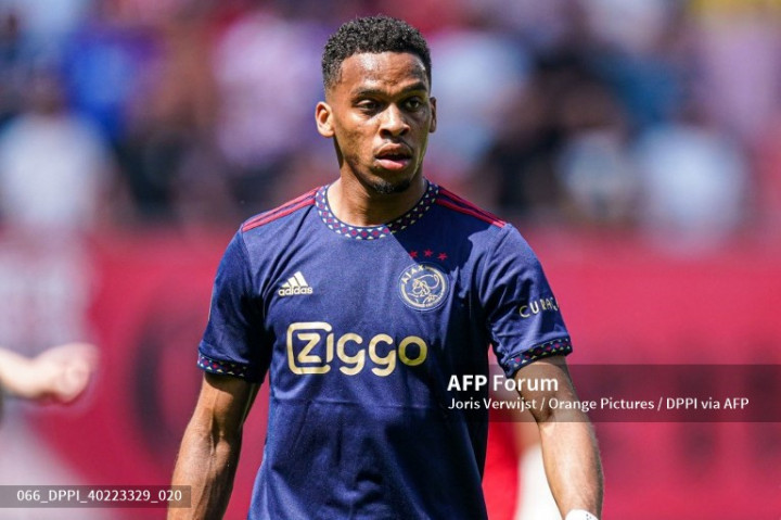 Target MU dan Liverpool Ini Belum Bicarakan Kontrak Baru dengan Ajax