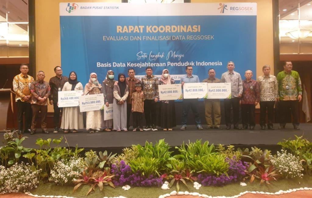 BPJS Ketenagakerjaan membayarkan santunan senilai total Rp3 miliar kepada seluruh petugas Registrasi Sosial Ekonomi (Regsosek) yang kecelakaan dan meninggal dunia. (Foto: Dok. BPJS Ketenagakerjaan)