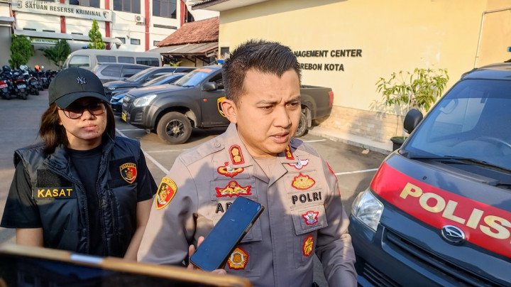 Kapolsek di Cirebon Pelaku Penipuan Rekrutmen Polisi Ditetapkan Sebagai Tersangka