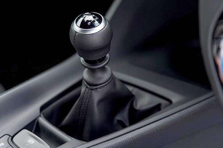 Semakin Greget! Mobil Listrik Bakal Punya Transmisi Manual