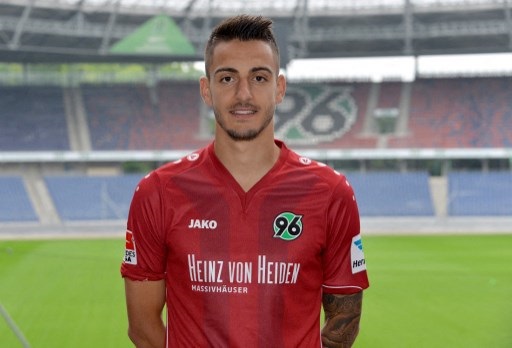 Joselu Luis Resmi Gabung Real Madrid