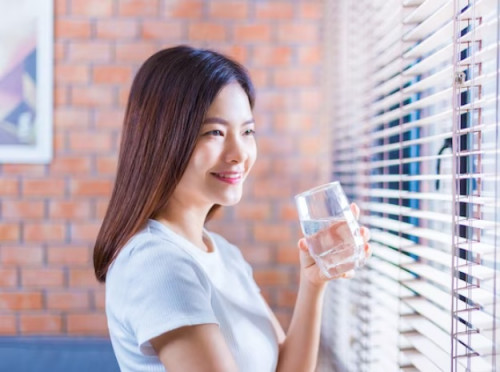 Kapan Minum Air Putih Yang Tepat Berikut Tips Dan Takaran Konsumsinya 8416