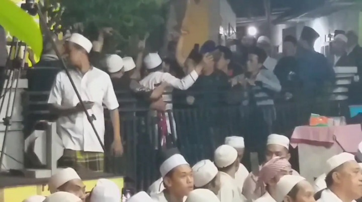 Ricuh, Pengajian Tak Berizin di Pasuruan Dibubarkan Massa