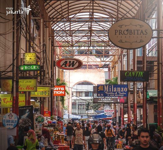 Mengenal Pasar Baru, Destinasi Jakarta yang Wajib Kamu Kunjungi