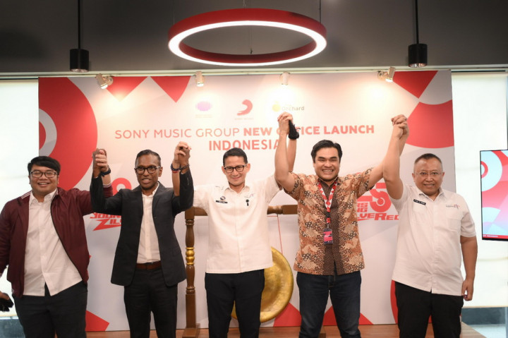 Sandiaga Uno Minta Sony Music Terus Wadahi Talenta Indonesia