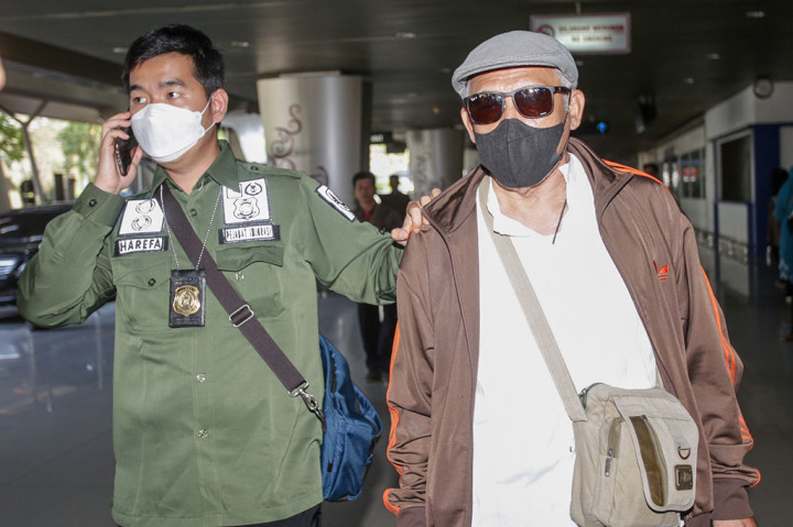 Sempat Jadi Dosen di Tulungagung, WNA Singapura Dideportasi