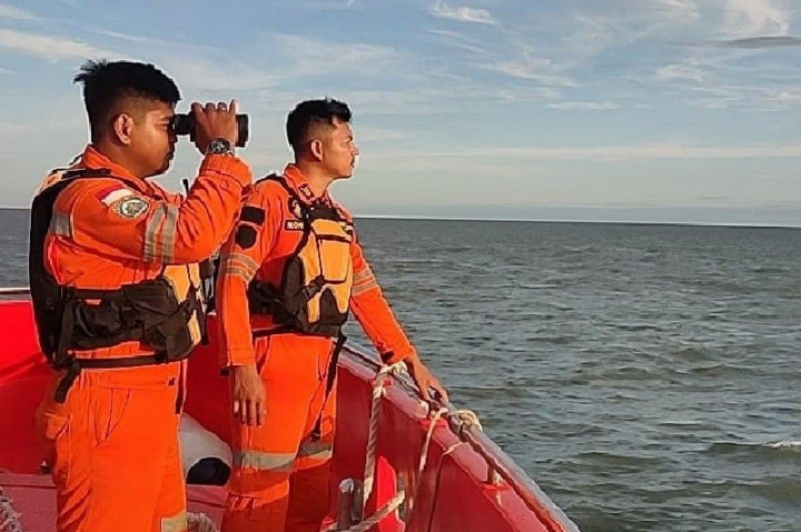 Kapal Pengangkut Bahan Bangunan Hilang Kontak dalam Pelayaran Menuju Asmat Papua