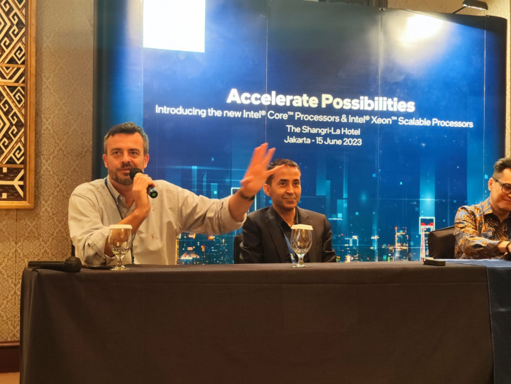 Intel Bagi Fokusnya ke Bisnis CPU dan GPU, Janjikan Kombinasi Performa Terbaik