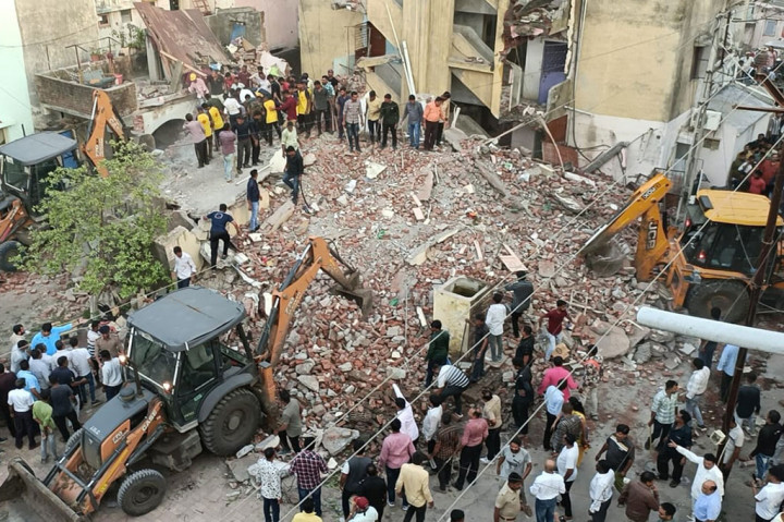 Bangunan Tiga Lantai di India Runtuh, Empat Orang Tewas