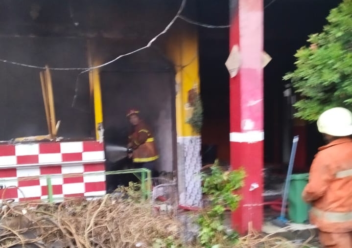3 Ruangan SDN 3 Petir Kota Tangerang Kebakaran