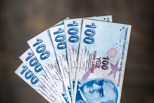 Lira Turki Ambruk Gegara Suku Bunga Dinaikkan