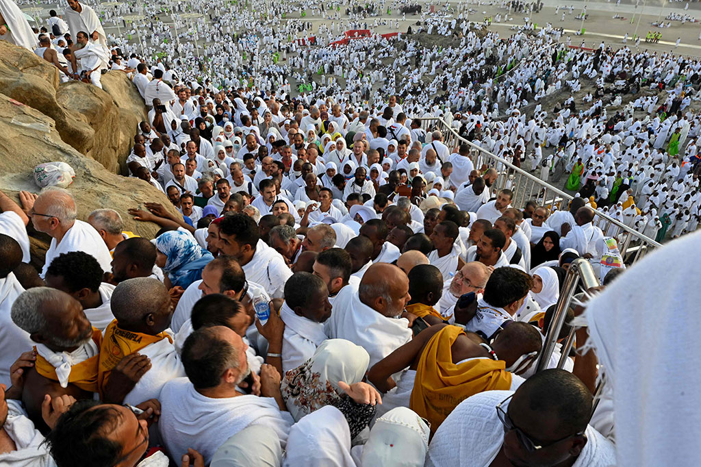 Padang Arafah Dipadati Jemaah Calon Haji - Medcom.id