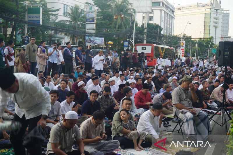 Menko PMK Salat Iduladha di Gedung PP Muhammadiyah Jakarta