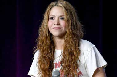 Shakira: Saya Mengetahui Pique Berkhianat Saat Ayah Saya Dirawat di RS