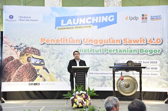Bantu Petakan Kebun Kepala Sawit Rakyat, IPB Luncurkan OPTIMAL