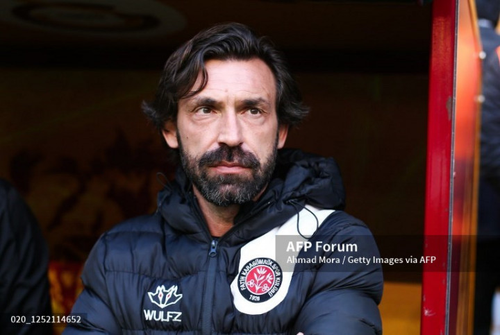 Pirlo Latih Sampdoria