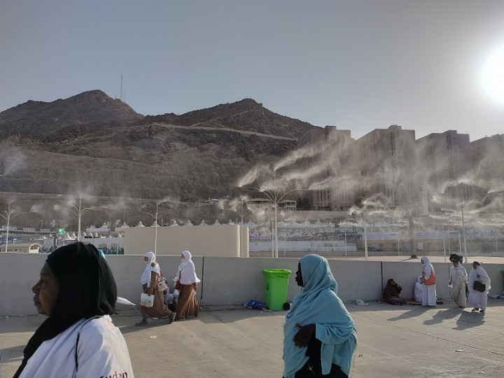 Mayoritas Jemaah Haji Tumbang di Mina karena Sengatan Panas