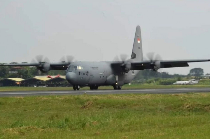 Pesawat C-130J Super Hercules Kedua TNI AU, Mendarat di Halim Perdanakusuma