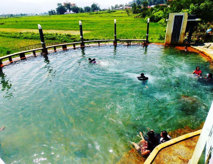 Wisata Langka, Ini 5 Fakta Pemandian Air Soda di Tarutung