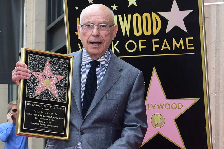Berita Duka, Aktor Peraih Oscar Alan Arkin Meninggal Dunia