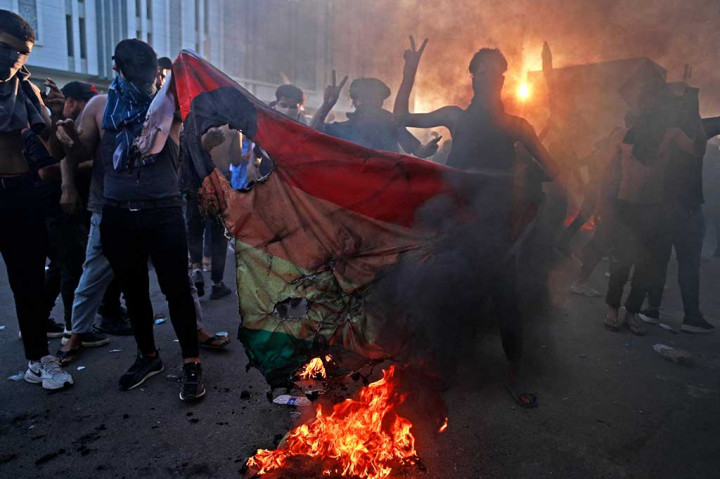 Protes Pembakaran Alquran, Warga Irak Geruduk Kedubes Swedia di Baghdad