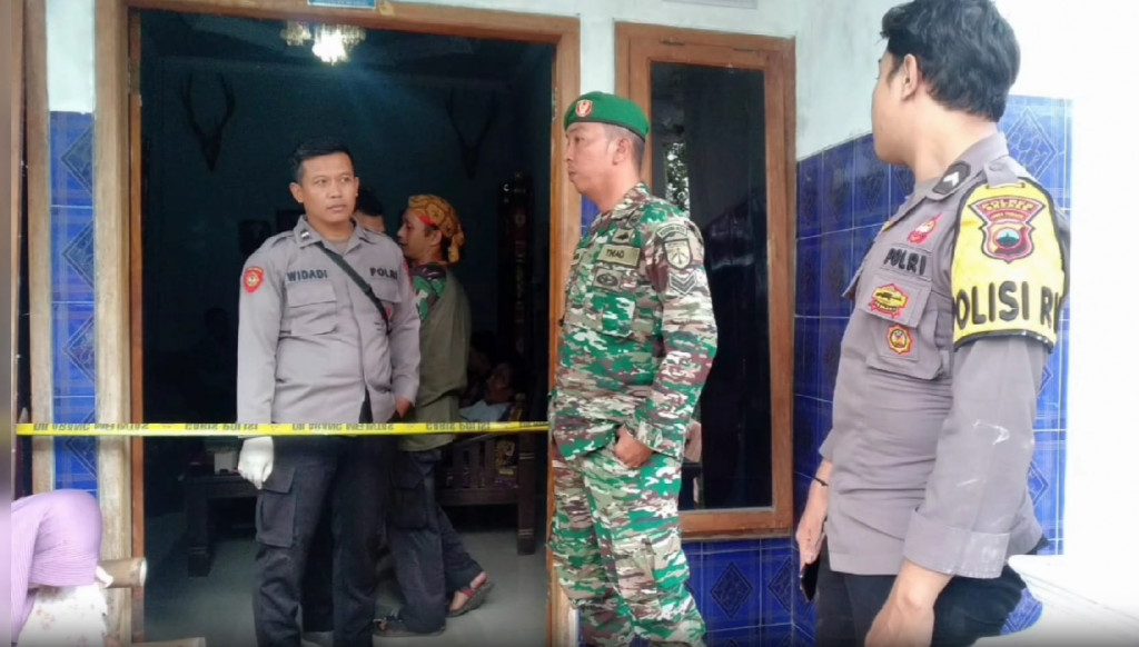 Pasutri pensiunan guru di Brebes ditemukan tewas. Metro TV
