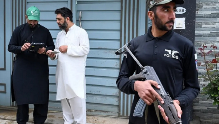 Baku Tembak di Pakistan Tewaskan 4 Petugas Keamanan dan 1 Militan