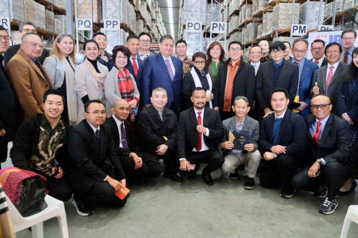 Menlu Retno Jajan Nasi Rames Usai Temui Diaspora Indonesia di Sydney