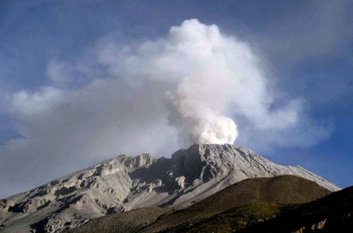 Aktivitas Gunung Berapi Ubinas Meningkat, Peru Siapkan Status Darurat