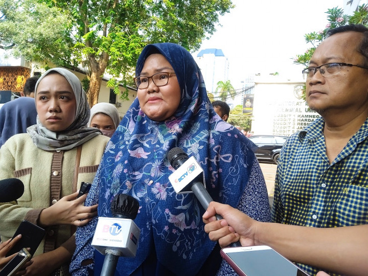 Cerita Korban Penipuan Si Kembar Rihana dan Rihani