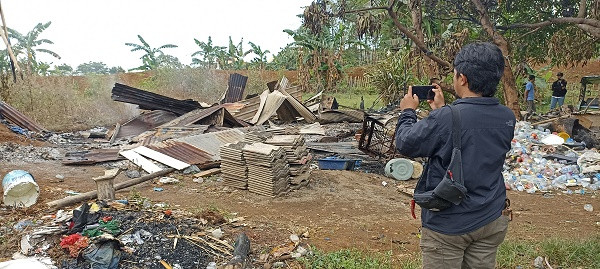 Rumah Pelaku Pembunuhan Pemuda di Makassar Dibakar Warga
