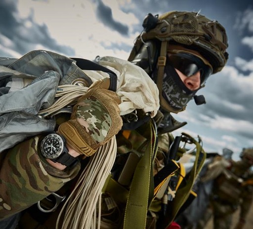 Ini Tampilan Luminox Mil-Spec 3350, Jam Tangan Canggih Andalan Militer yang 'Laki Banget'