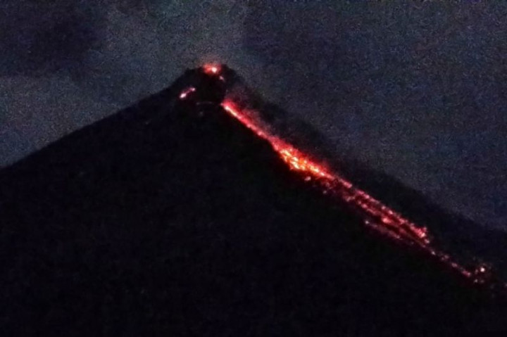 Gempa Guguran Gunung Karangetang Sulut Terekam 1.792 Kali