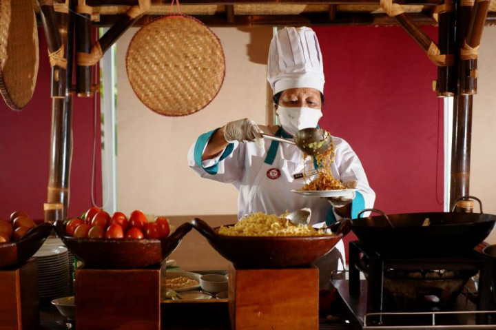 Berawal dari Usaha Katering, Mbok Mur Kini Jadi Chef Profesional di Atria Magelang